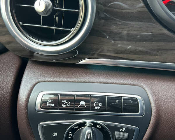 Чорний Мерседес В-Клас, об'ємом двигуна 2.14 л та пробігом 368 тис. км за 30000 $, фото 18 на Automoto.ua