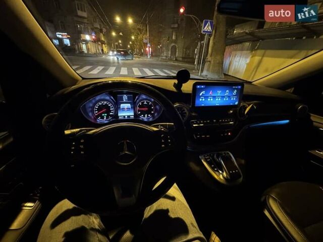 Чорний Мерседес В-Клас, об'ємом двигуна 2.14 л та пробігом 197 тис. км за 42000 $, фото 1 на Automoto.ua