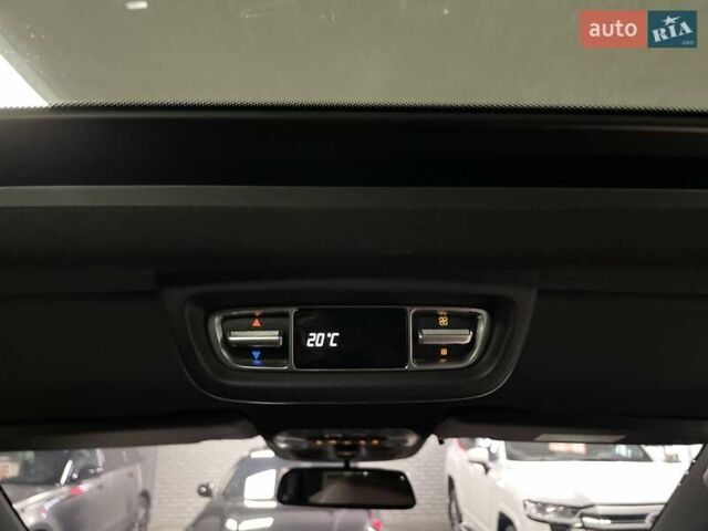 Черный Мерседес В-Класс, объемом двигателя 2.14 л и пробегом 312 тыс. км за 45700 $, фото 47 на Automoto.ua
