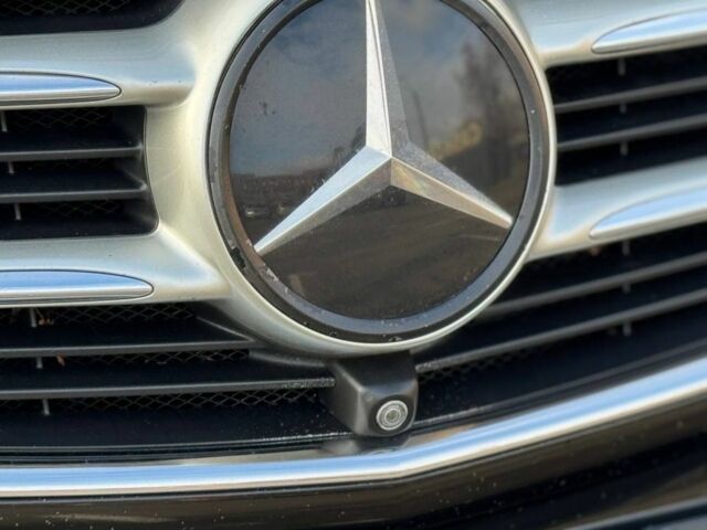 Чорний Мерседес В-Клас, об'ємом двигуна 2.2 л та пробігом 305 тис. км за 37999 $, фото 2 на Automoto.ua