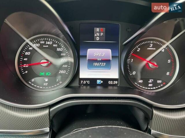 Чорний Мерседес В-Клас, об'ємом двигуна 2.2 л та пробігом 186 тис. км за 43000 $, фото 6 на Automoto.ua