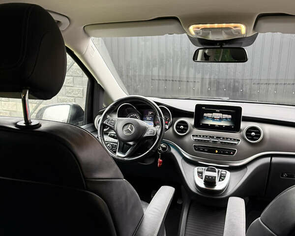 Черный Мерседес В-Класс, объемом двигателя 2.14 л и пробегом 140 тыс. км за 46000 $, фото 13 на Automoto.ua