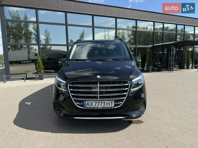 Мерседес В-Класс 2016 в Киеве на Automoto.ua Черный Мерседес В-Класс, объемом двигателя 2.14 л и пробегом 168 тыс. км за 51000 $, фото 2 на Automoto.ua