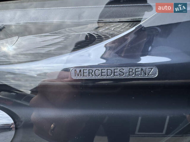 Чорний Мерседес В-Клас, об'ємом двигуна 2.2 л та пробігом 478 тис. км за 30000 $, фото 73 на Automoto.ua