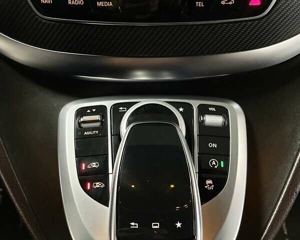 Черный Мерседес В-Класс, объемом двигателя 2.14 л и пробегом 312 тыс. км за 45700 $, фото 70 на Automoto.ua