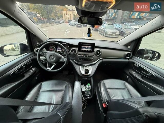 Чорний Мерседес В-Клас, об'ємом двигуна 2.2 л та пробігом 186 тис. км за 43000 $, фото 2 на Automoto.ua