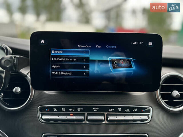 Мерседес В-Класс 2016 в Киеве на Automoto.ua Черный Мерседес В-Класс, объемом двигателя 2.14 л и пробегом 168 тыс. км за 51000 $, фото 73 на Automoto.ua