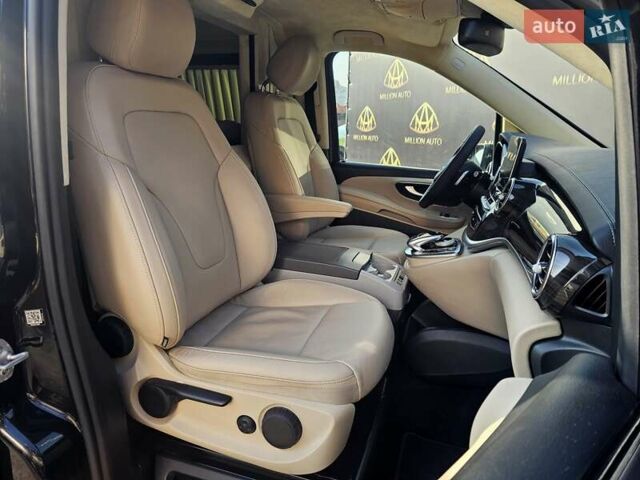 Черный Мерседес В-Класс, объемом двигателя 2.14 л и пробегом 185 тыс. км за 50500 $, фото 11 на Automoto.ua