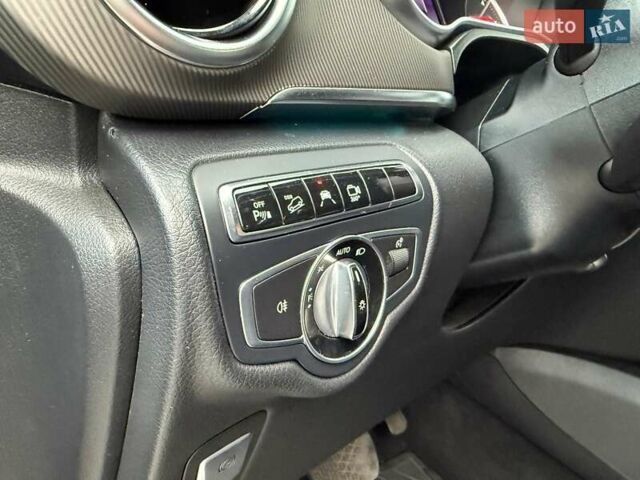 Чорний Мерседес В-Клас, об'ємом двигуна 2.2 л та пробігом 186 тис. км за 43000 $, фото 4 на Automoto.ua