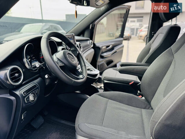 Черный Мерседес В-Класс, объемом двигателя 2.2 л и пробегом 478 тыс. км за 30000 $, фото 42 на Automoto.ua