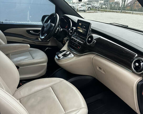 Черный Мерседес В-Класс, объемом двигателя 2.2 л и пробегом 230 тыс. км за 37500 $, фото 27 на Automoto.ua