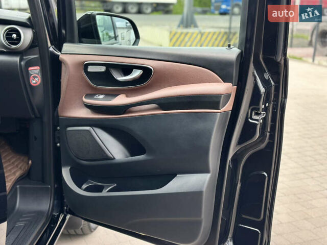 Мерседес В-Класс 2016 в Киеве на Automoto.ua Черный Мерседес В-Класс, объемом двигателя 2.14 л и пробегом 168 тыс. км за 51000 $, фото 49 на Automoto.ua
