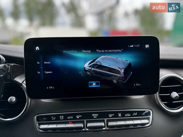 Мерседес В-Класс 2016 в Киеве на Automoto.ua Черный Мерседес В-Класс, объемом двигателя 2.14 л и пробегом 168 тыс. км за 51000 $, фото 70 на Automoto.ua