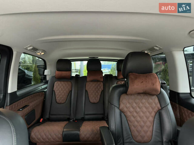 Мерседес В-Класс 2016 в Киеве на Automoto.ua Черный Мерседес В-Класс, объемом двигателя 2.14 л и пробегом 168 тыс. км за 51000 $, фото 38 на Automoto.ua