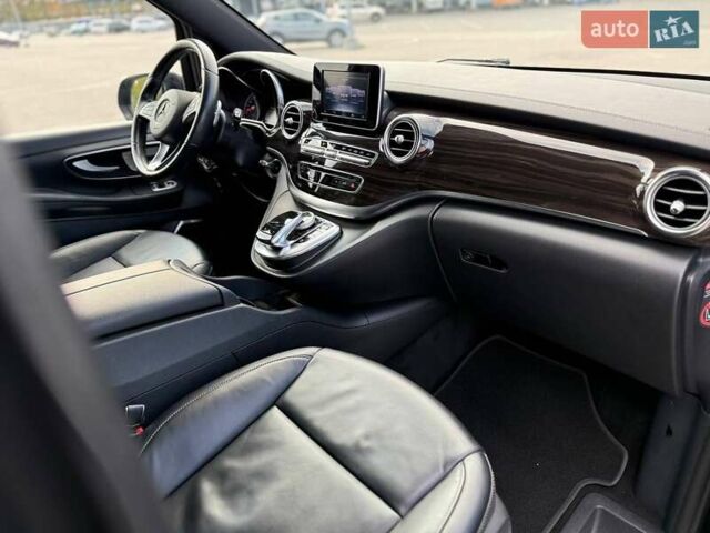 Черный Мерседес В-Класс, объемом двигателя 2.14 л и пробегом 159 тыс. км за 53000 $, фото 5 на Automoto.ua