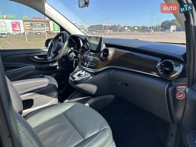 Мерседес В-Класс 2017 в Одессе на Automoto.ua Черный Мерседес В-Класс, объемом двигателя 2.14 л и пробегом 221 тыс. км за 43800 $, фото 10 на Automoto.ua