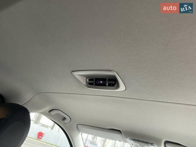 Черный Мерседес В-Класс, объемом двигателя 2.14 л и пробегом 238 тыс. км за 37900 $, фото 29 на Automoto.ua