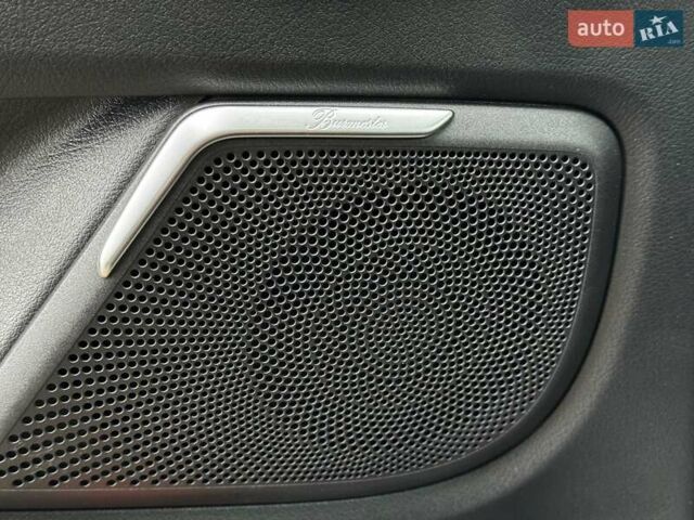 Черный Мерседес В-Класс, объемом двигателя 2.1 л и пробегом 103 тыс. км за 63790 $, фото 20 на Automoto.ua