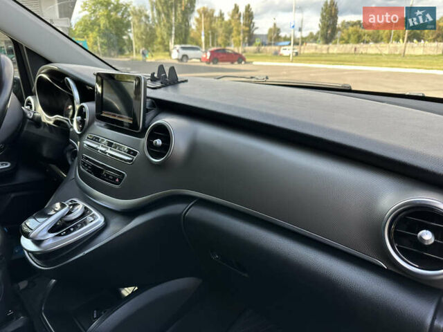 Черный Мерседес В-Класс, объемом двигателя 2.14 л и пробегом 352 тыс. км за 36500 $, фото 11 на Automoto.ua