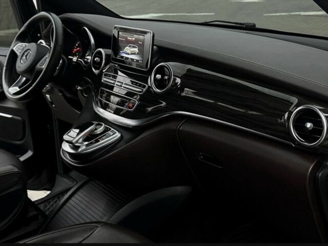 Черный Мерседес В-Класс, объемом двигателя 2.5 л и пробегом 220 тыс. км за 50800 $, фото 7 на Automoto.ua