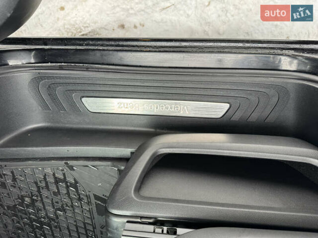 Черный Мерседес В-Класс, объемом двигателя 2.2 л и пробегом 290 тыс. км за 38800 $, фото 45 на Automoto.ua