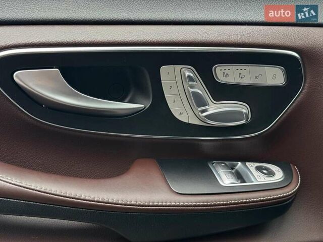 Черный Мерседес В-Класс, объемом двигателя 2.1 л и пробегом 103 тыс. км за 63790 $, фото 17 на Automoto.ua