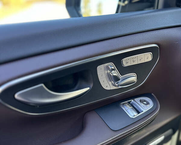 Черный Мерседес В-Класс, объемом двигателя 2.14 л и пробегом 80 тыс. км за 56999 $, фото 10 на Automoto.ua