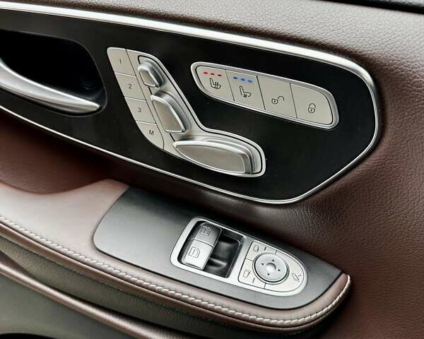 Черный Мерседес В-Класс, объемом двигателя 2.14 л и пробегом 118 тыс. км за 59999 $, фото 24 на Automoto.ua