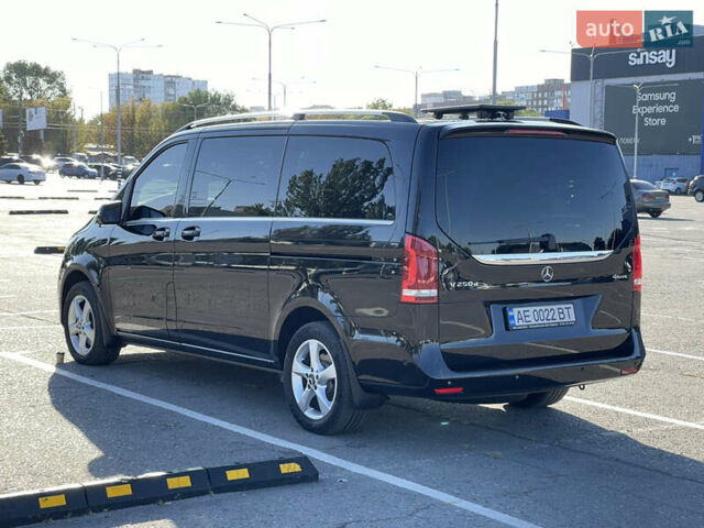 Чорний Мерседес В-Клас, об'ємом двигуна 2.14 л та пробігом 135 тис. км за 50000 $, фото 4 на Automoto.ua