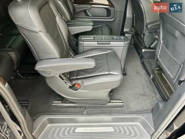 Чорний Мерседес В-Клас, об'ємом двигуна 2.14 л та пробігом 129 тис. км за 48800 $, фото 84 на Automoto.ua