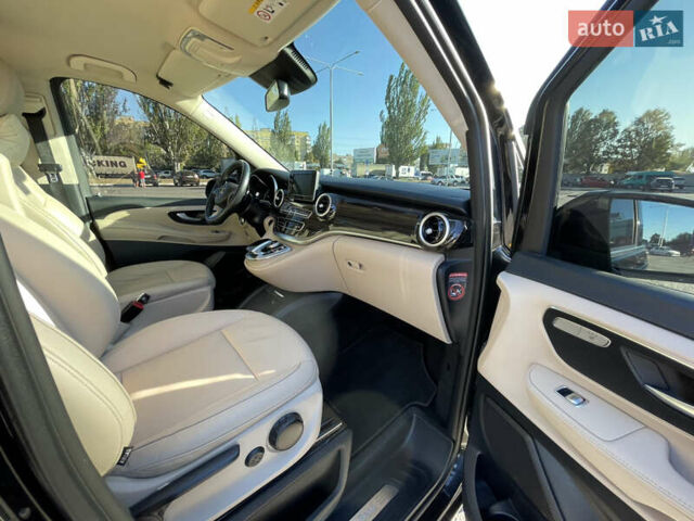 Чорний Мерседес В-Клас, об'ємом двигуна 2.14 л та пробігом 135 тис. км за 50000 $, фото 14 на Automoto.ua