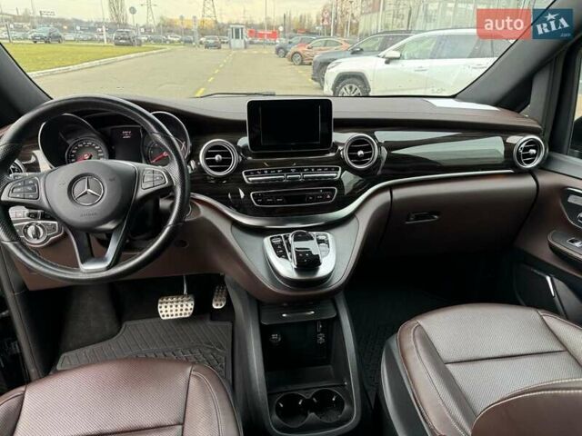 Черный Мерседес В-Класс, объемом двигателя 2.14 л и пробегом 62 тыс. км за 65000 $, фото 6 на Automoto.ua