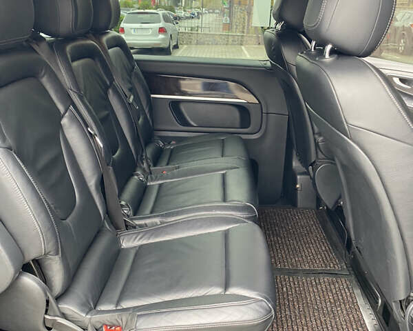 Мерседес В-Класс 2018 в Киеве на Automoto.ua Черный Мерседес В-Класс, объемом двигателя 2.14 л и пробегом 285 тыс. км за 49999 $, фото 13 на Automoto.ua