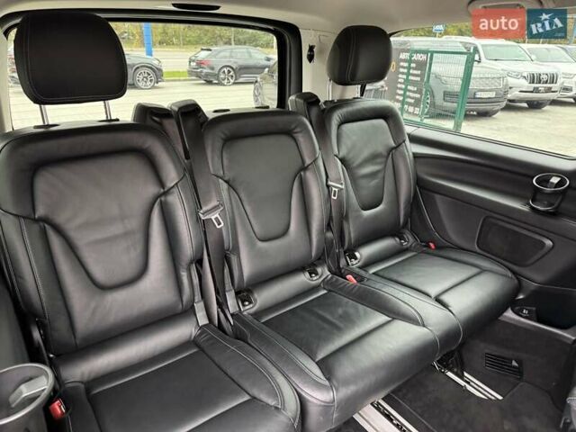 Мерседес В-Класс 2018 в Киеве на Automoto.ua Черный Мерседес В-Класс, объемом двигателя 2 л и пробегом 163 тыс. км за 44800 $, фото 27 на Automoto.ua