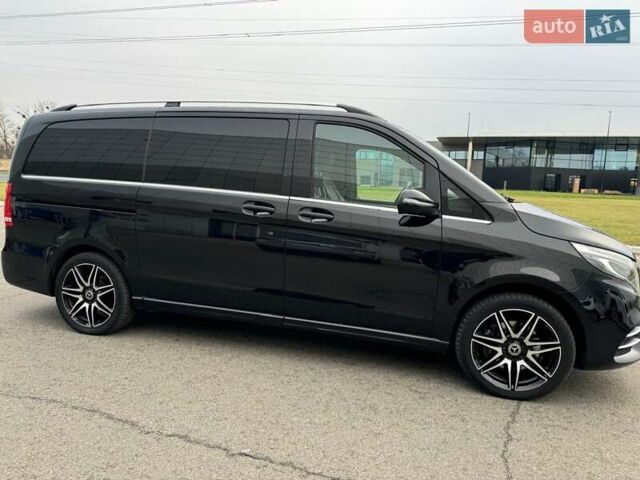 Черный Мерседес В-Класс, объемом двигателя 2.14 л и пробегом 62 тыс. км за 65000 $, фото 3 на Automoto.ua