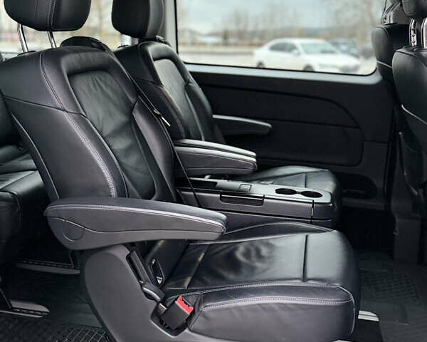 Чорний Мерседес В-Клас, об'ємом двигуна 2.14 л та пробігом 183 тис. км за 42900 $, фото 11 на Automoto.ua