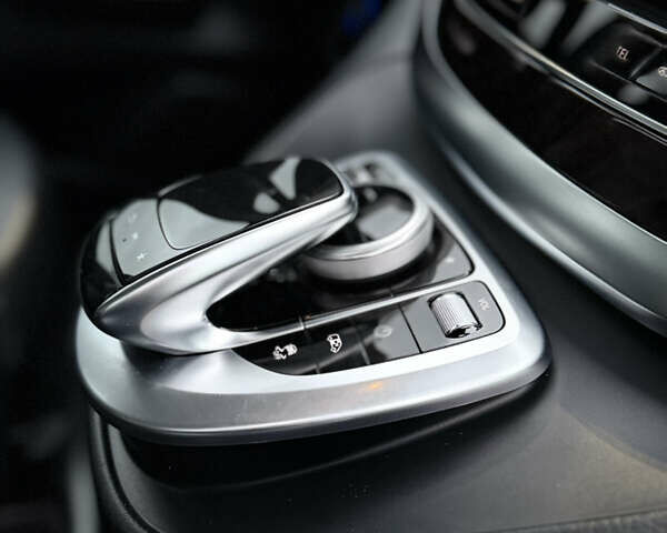 Чорний Мерседес В-Клас, об'ємом двигуна 2.14 л та пробігом 183 тис. км за 42900 $, фото 16 на Automoto.ua