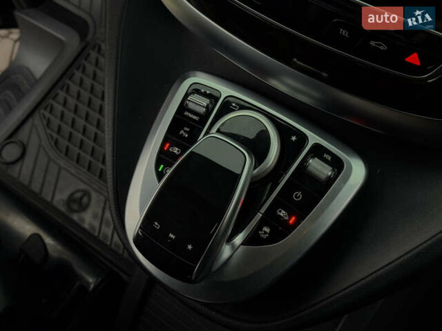 Черный Мерседес В-Класс, объемом двигателя 2.2 л и пробегом 153 тыс. км за 49300 $, фото 12 на Automoto.ua