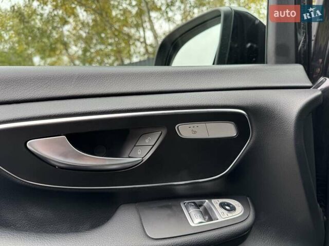 Мерседес В-Класс 2018 в Киеве на Automoto.ua Черный Мерседес В-Класс, объемом двигателя 2 л и пробегом 163 тыс. км за 44800 $, фото 14 на Automoto.ua