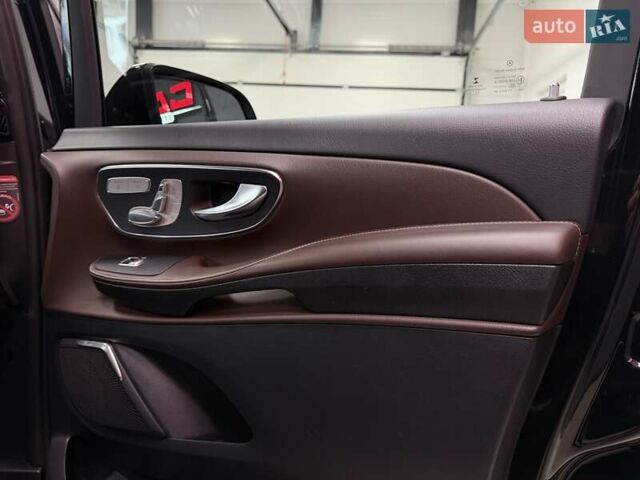 Черный Мерседес В-Класс, объемом двигателя 2.14 л и пробегом 63 тыс. км за 63500 $, фото 57 на Automoto.ua