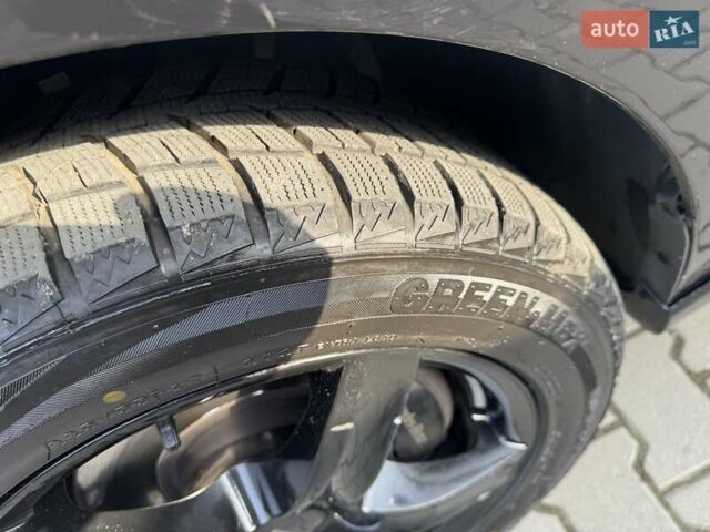 Черный Мерседес В-Класс, объемом двигателя 2.14 л и пробегом 165 тыс. км за 45700 $, фото 19 на Automoto.ua