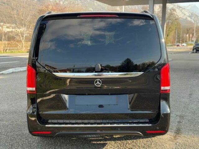 Черный Мерседес В-Класс, объемом двигателя 2 л и пробегом 36 тыс. км за 25000 $, фото 4 на Automoto.ua