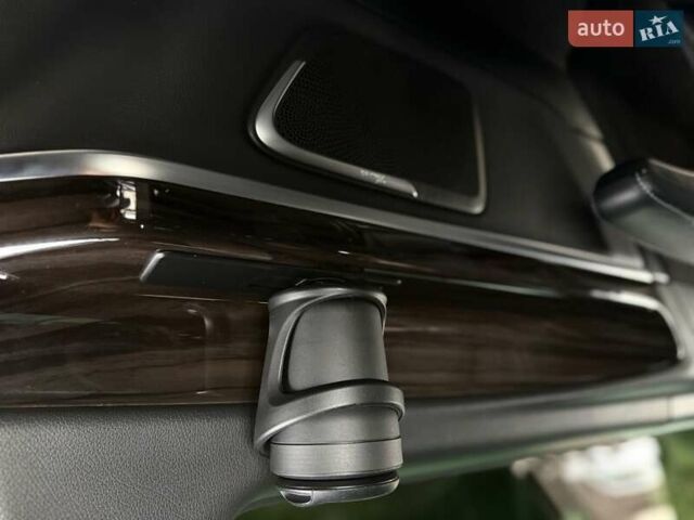 Чорний Мерседес В-Клас, об'ємом двигуна 1.95 л та пробігом 174 тис. км за 62800 $, фото 75 на Automoto.ua