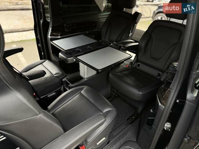 Чорний Мерседес В-Клас, об'ємом двигуна 2.14 л та пробігом 174 тис. км за 61700 $, фото 51 на Automoto.ua