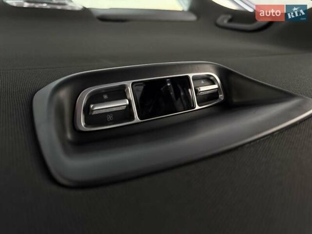 Чорний Мерседес В-Клас, об'ємом двигуна 1.95 л та пробігом 174 тис. км за 62800 $, фото 71 на Automoto.ua