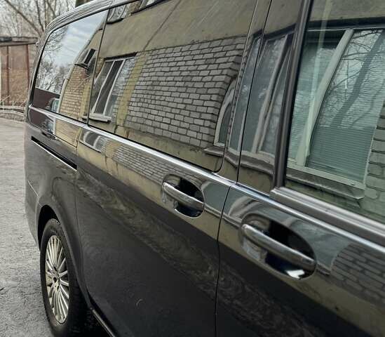 Черный Мерседес В-Класс, объемом двигателя 2.14 л и пробегом 275 тыс. км за 47000 $, фото 3 на Automoto.ua