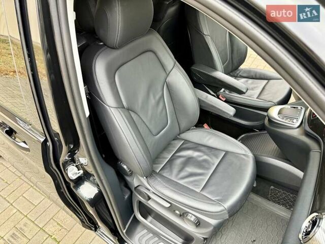 Чорний Мерседес В-Клас, об'ємом двигуна 2.1 л та пробігом 275 тис. км за 45500 $, фото 30 на Automoto.ua