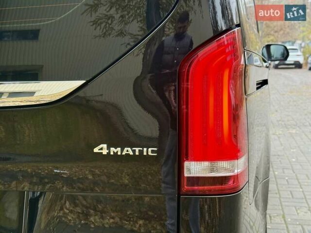 Черный Мерседес В-Класс, объемом двигателя 2.1 л и пробегом 275 тыс. км за 45500 $, фото 10 на Automoto.ua