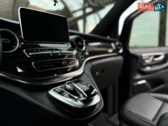 Чорний Мерседес В-Клас, об'ємом двигуна 1.95 л та пробігом 174 тис. км за 62800 $, фото 60 на Automoto.ua