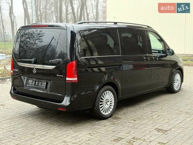 Чорний Мерседес В-Клас, об'ємом двигуна 2 л та пробігом 97 тис. км за 43900 $, фото 12 на Automoto.ua